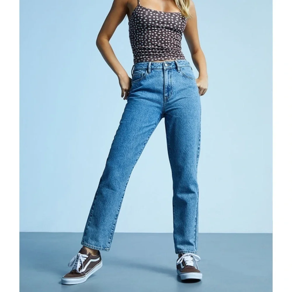 PacSun Mom Jean Medium Light Wash High Rise Jeans Size 25 - Picture 3 of 15